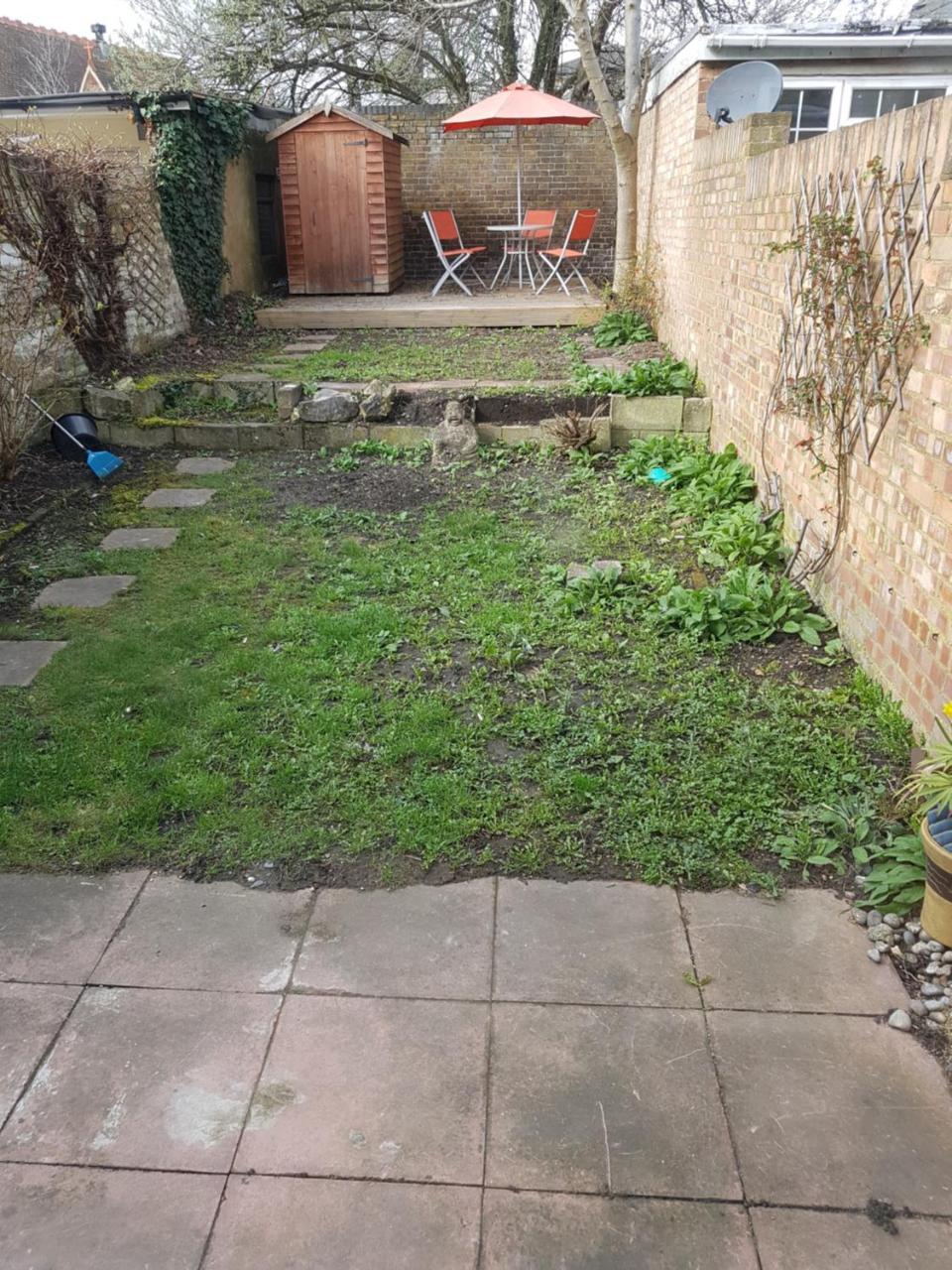 דירות Slough Centre Townhouse With Driveway Parking For Up To Two Cars מראה חיצוני תמונה